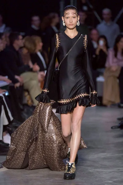 Look 12